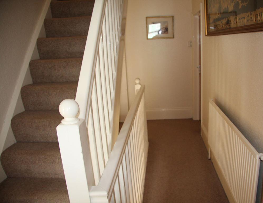 Dove Court Mini Lodge Almondsbury Buitenkant foto