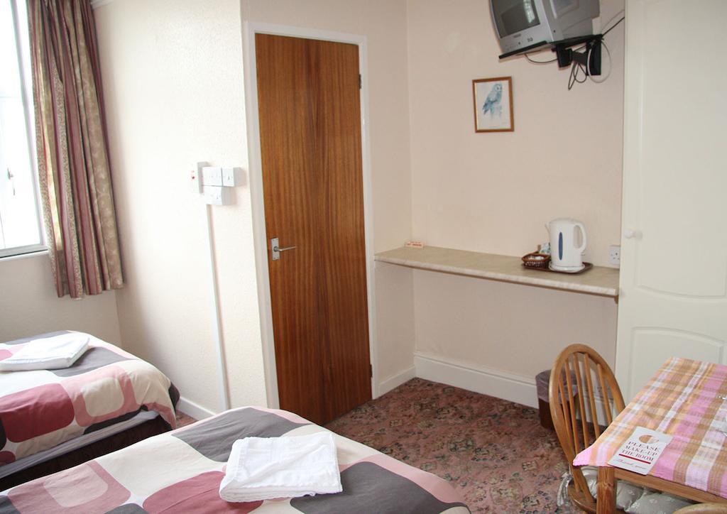 Dove Court Mini Lodge Almondsbury Buitenkant foto