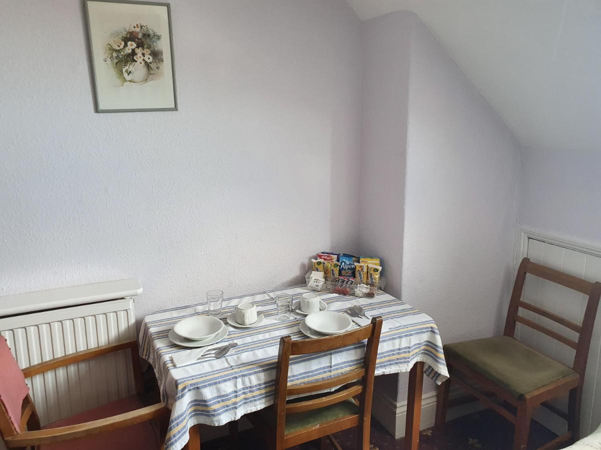 Dove Court Mini Lodge Almondsbury Buitenkant foto